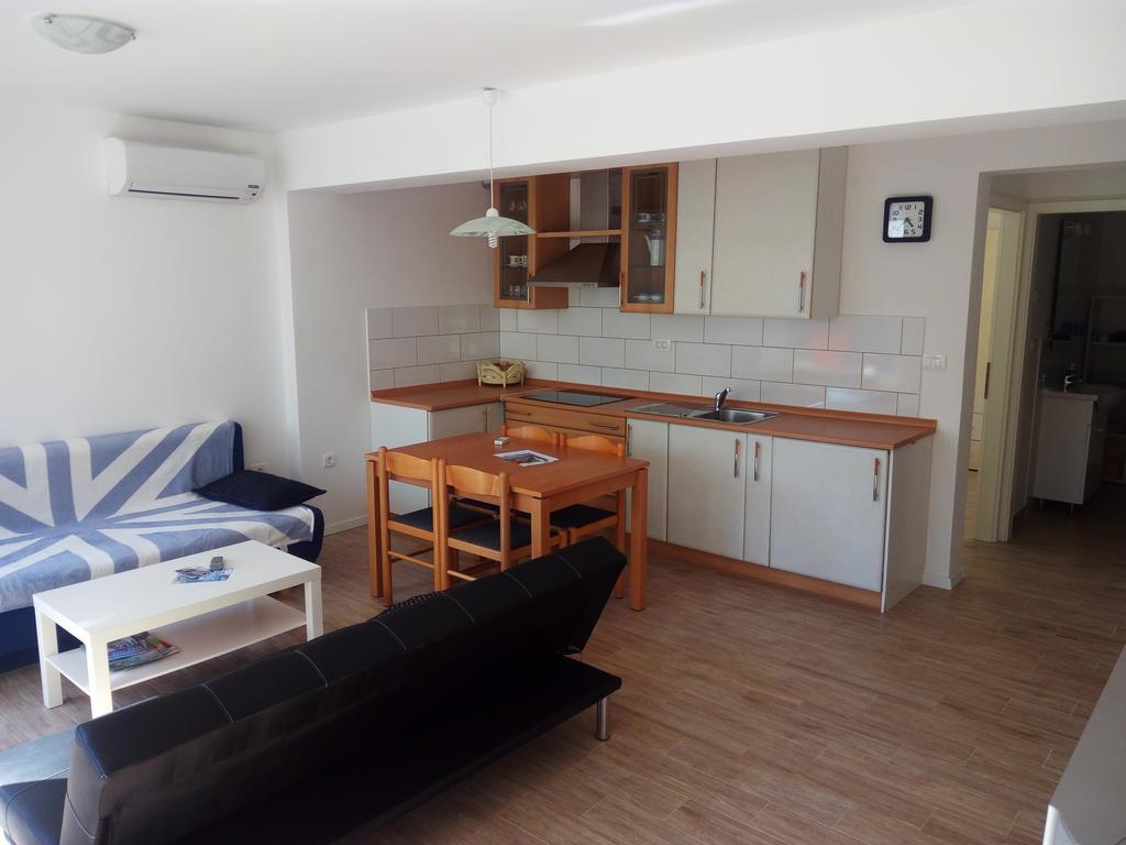 Apartments Pronavtik Piran Bagian luar foto
